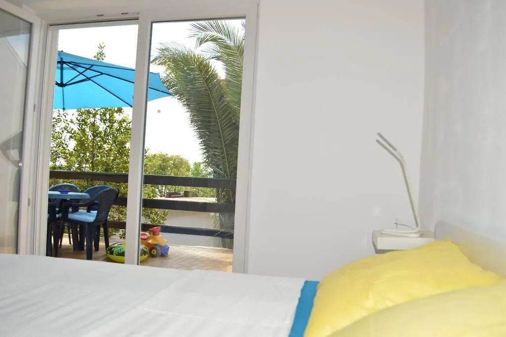 Apartment In Maslenica Jasenice   Jasenice (Zadar)